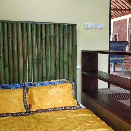 אמד Villa King: Unique Villa With Indoor Swimming Pool מראה חיצוני תמונה