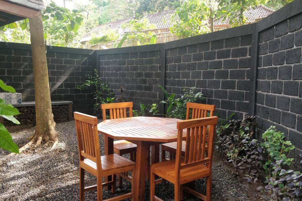 אמד Villa King: Unique Villa With Indoor Swimming Pool מראה חיצוני תמונה